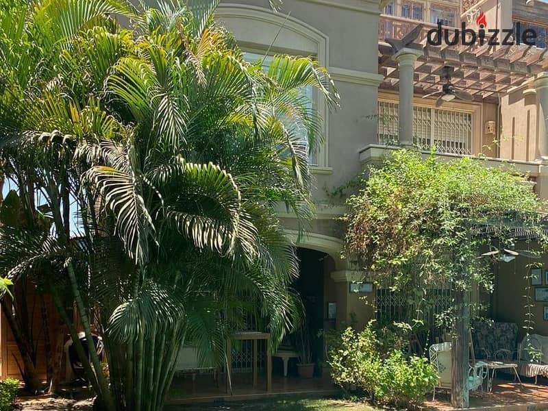 4 Bedrooms 210 sq.M Townhouse for sale 18,000,000 EGP in Meadows Park Compound, Sheikh Zayed