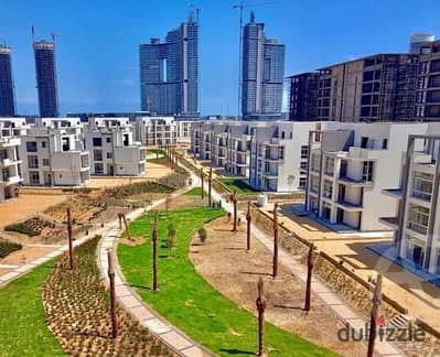 للبيع شالية استلام فوري متشطب بالكامل جاهز للمعاينة بفيو مميز علي البحر بالعالمين الجديدة بكمبوند مزارين
