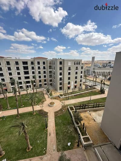 شقه للايجار 154م فيلدج ويست Village West الشيخ زايد بالمطبخ و التكييفات فيو مفتوح