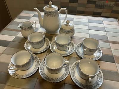 طقم شاي.  Tea set