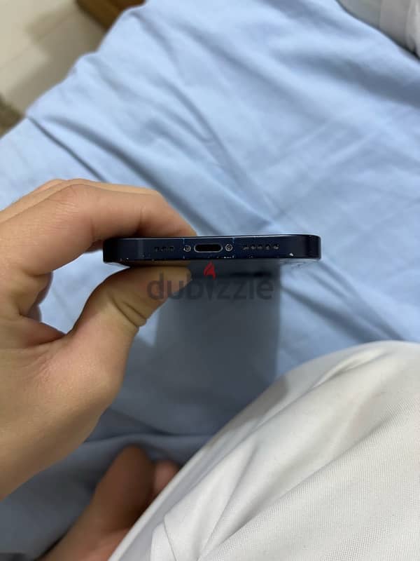 iPhone 12 3