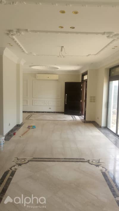 villa town house for rent Westone Beverly hills Elshikh Zayed