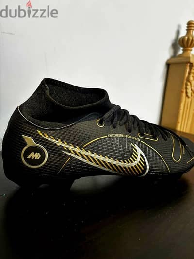 nike original football shoes