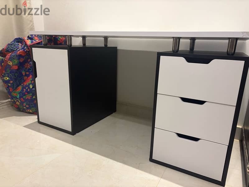 Gaming Desk 1