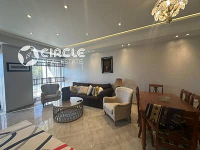 شقة مفروشة ٢٠٠م بالتراس والتكييفات للإيجار في كمبوند ليك فيو Lake View التجمع الخامس القاهرة الجديدة بالقرب من شارع التسعين والجامعة الأمريكية AUC