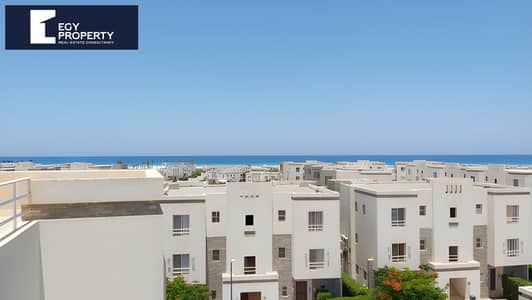 دوبلكس للبيع 3 غرف متشطب بالكامل موقع مميز جدا باقل سعر في امواج   Amwaj