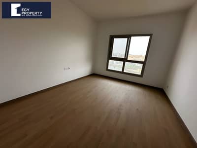 Penthouse for sale, Fully Finished Landscape view Ready To Move in Uptown Cairo - Mokattam