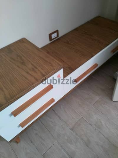 TV Unit - ترابيزة تليفزيون دمياطي