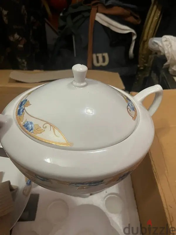 طقم بورسلين ٨٥ قطعه جديد