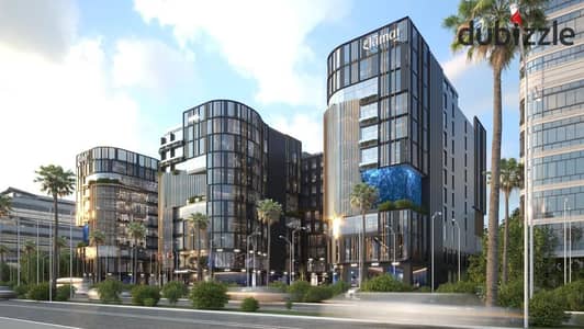 A commercial store for sale in the heart of October, in installments over 14 years