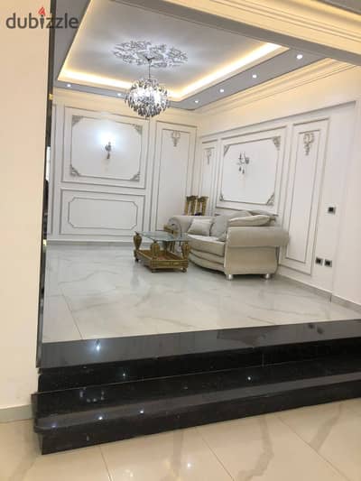 رووف باسانسير للبيع اول سكن في النرجس فيلات فيو جاردن