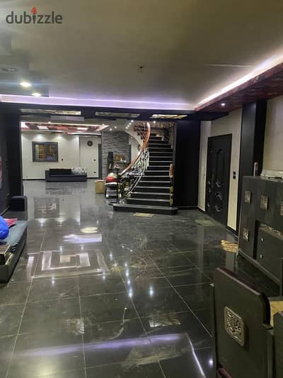 Duplex for rent with a private entrance in the prestigious Al Narges villas, close to transportation, suitable for commercial and residential use in N