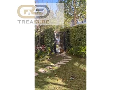 semi furnished Duplex with garden for rent in Eastown - new cairo