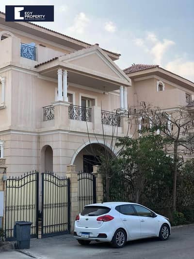 بموقع خيالي فيلا مستقلة جاهزة للمعاينة للبيع في كمبوند ماكسيم التجمع - القاهرة الجديدة
