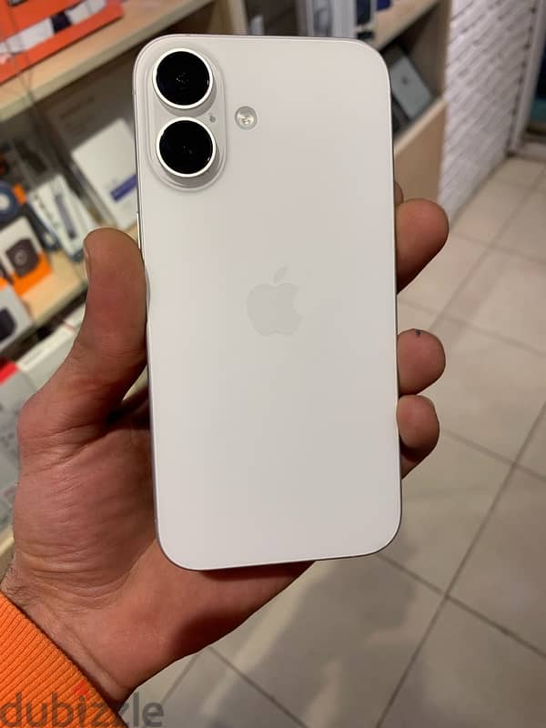 iPhone 16 2
