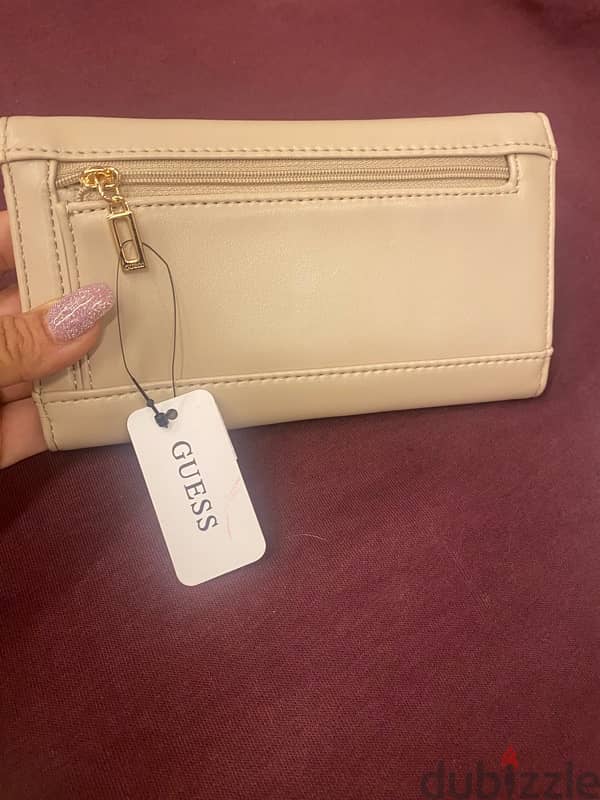 Guess women wallets 3