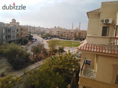 Roof 660 SQM ready to move for sale direct from owner in Fifth Settlement New Cairo