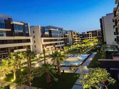 للبيع شقة متشطبة علي شارع التسعين مباشرة بالتجمع الخامس كمبوند ( واتر واي ) waterway 1