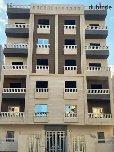 شقة للبيع في حدايق اكتوبر السياحية