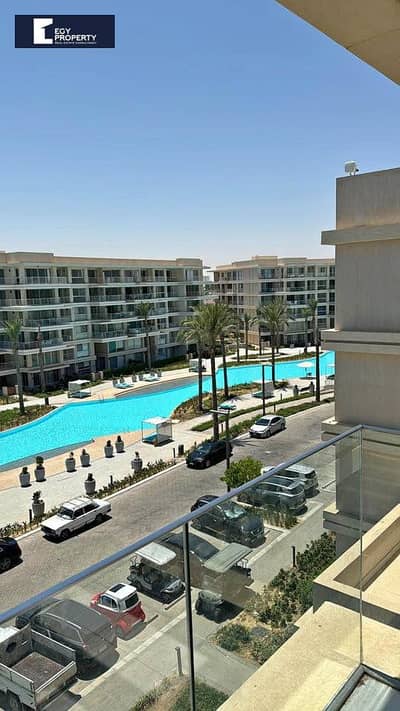 بموقع خيالي شالية باطلالة رائعة متشطب بالكامل للبيع في مراسي - الساحل الشمالي