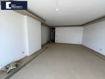 شقة للبيع متشطبة بالكامل استلام فوري في بالم هيلز فيليدج قطامية - التجمع الخامس  Palm Hills Village Gardens Katameya