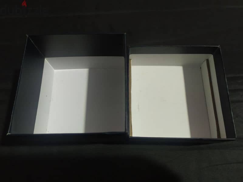 TOMMY HILFIGER box for watches 2