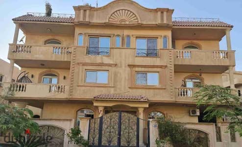 Duplex for sale inside Al-Nakheel Compound for fans of large spaces