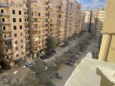 شقة للإيجار واجهة تشطيب فاخر اول سكن ش الخمسين زهراء المعادي