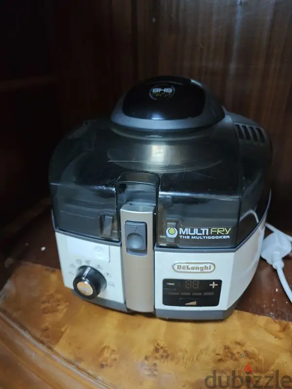 Delonghi Air Fryer and Oil-Saving Fryer – Largest Size with Upper and Lower Heaters