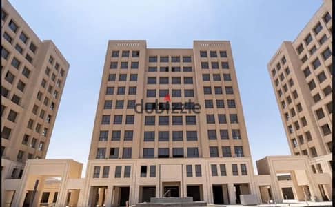 مكتب 230متر متشطب بالتكيفات للبيع داخل اركان بالم 205بالشيخ زايد
