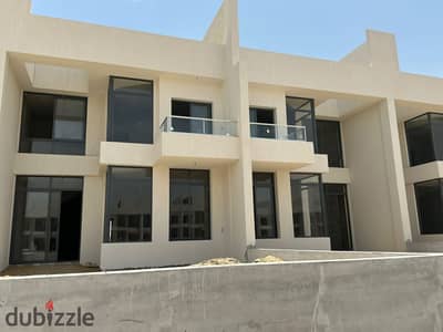توين هاوس للبيع  بجاردن استلام فوري في كمبوند ليك ويست في الشيخ زايد