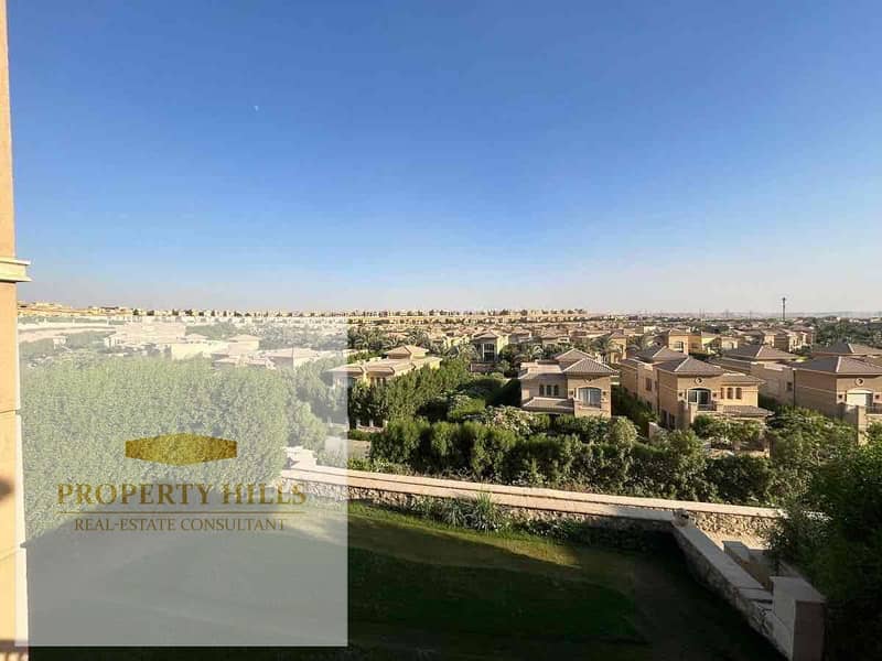 فيلا بـ٦ غرف نوم في تلال ايست، صورة ١٠ من ١١