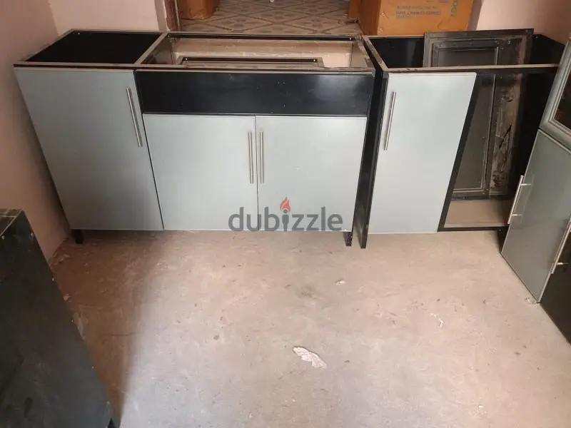Kitchen suitable for a bride, not yet installed65600920489475122