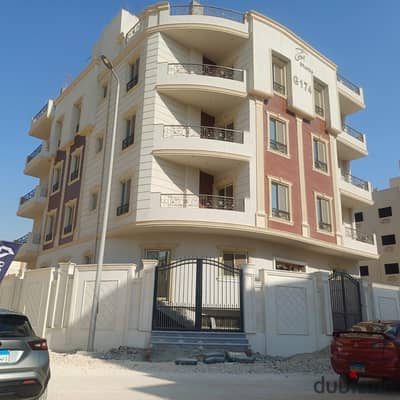 شقة 170م دور تانى واجهه بحري بانوراما بالنرجس فوري