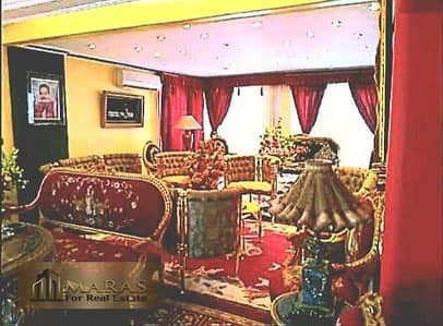 Luxurious 500 sqm Duplex for Sale – 5 Bedrooms Including Master, 4 Bathrooms, 3 Salons, 2 Dining Areas, Stunning Nile View, Fully Furnished.