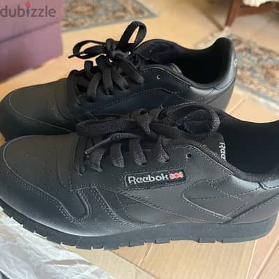 Reebok leather classic shoes 37