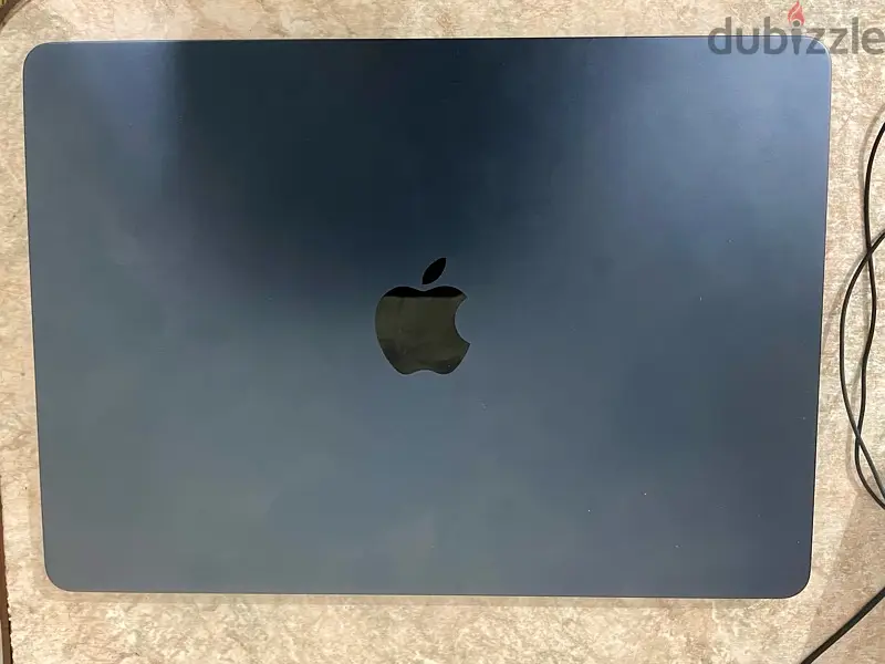 MacBook Air M3 (13-inch) - 16GB RAM - 512GB SSD - Midnight