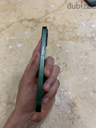 آيفون 13