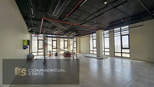 Finished Office at District 5 for Rent-New Cairo
