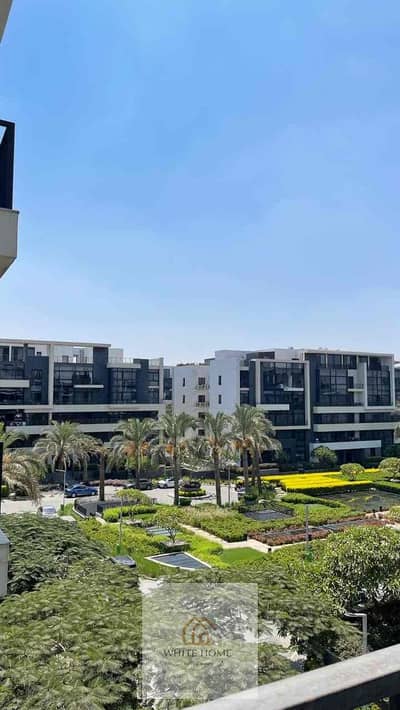 للبيع شقه تشطيبات خاصه في واتر واي مفروشه بالكامل بسعر وفيو مميز