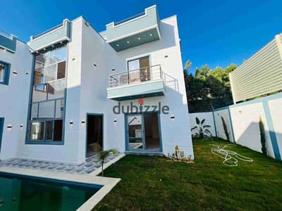 Villa for sale with facilities in Kening Maroit