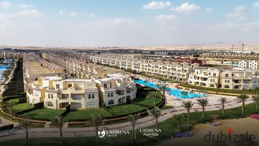 شاليه للبيع 90 متر متشطب بالكامل في لاسيرينا بالم بيتش اجمل بحر في العين السخنه فيو بحر بمقدم 10% وتقسيط على 6 سنوات بدون فوائد