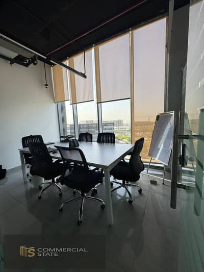 Finished Office at CFC(Furnishing Availability)96m