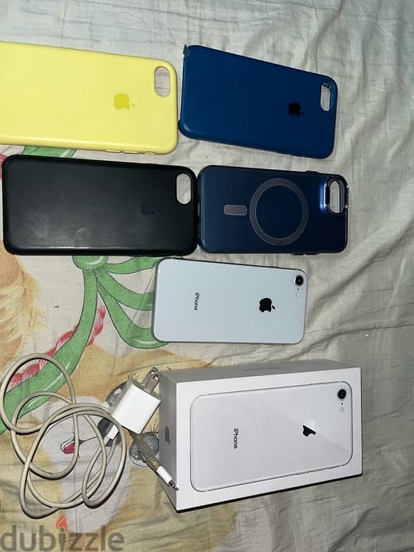 iPhone 8 like new 4