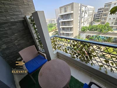 Apartment for rent 3 bed rooms inTaj Sultan