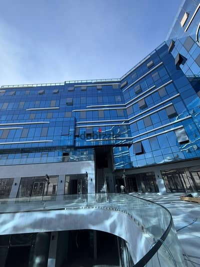معرض عربيات على التسعين الشمالى استلام فورى جاهز للتشغيل على واجهة المول ارتفع بمستوى الشارع