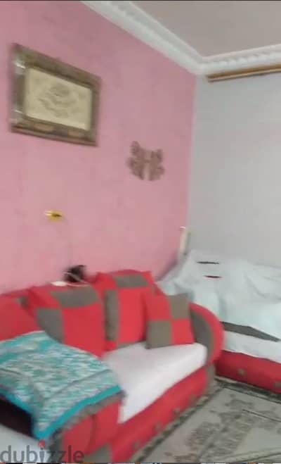 شارع القومية العربية إمبابة بجوار محطة مترو القومية