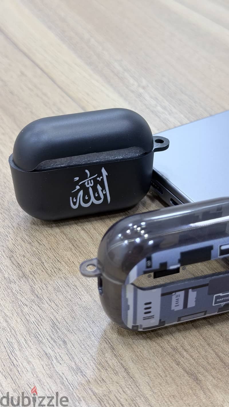 Iphone 17 Pro Max Case and Airpods Pro 2 Cases 3