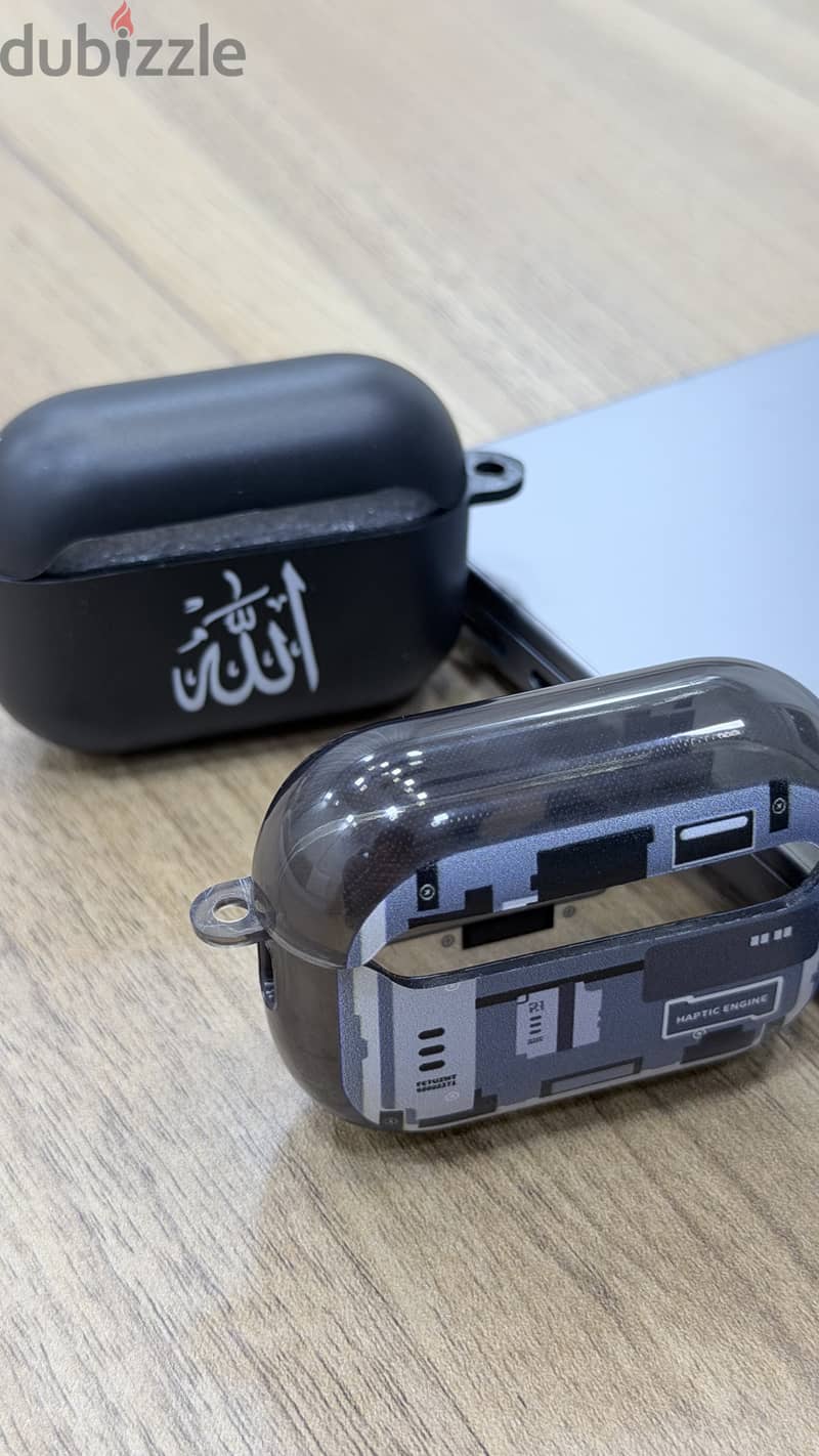 Iphone 17 Pro Max Case and Airpods Pro 2 Cases 4