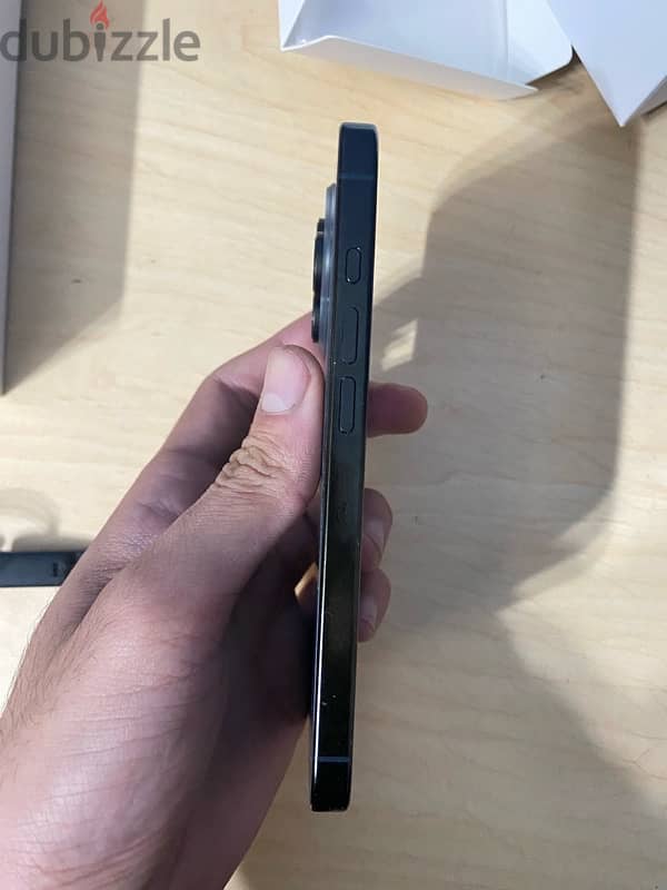Iphone 16 pro 5